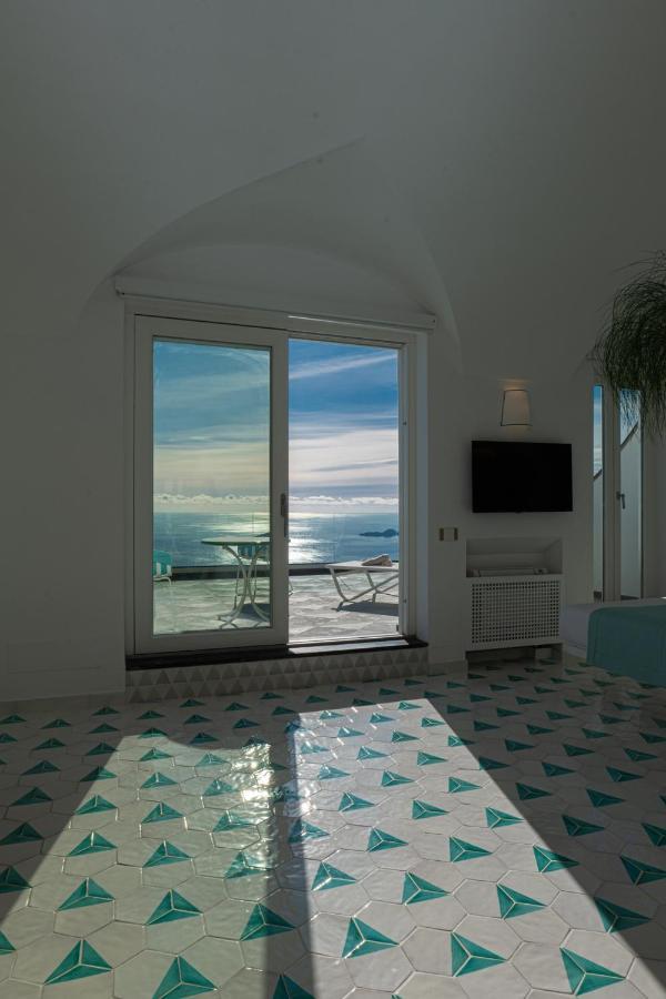 Petrea Lifestyle Suites Positano Ngoại thất bức ảnh